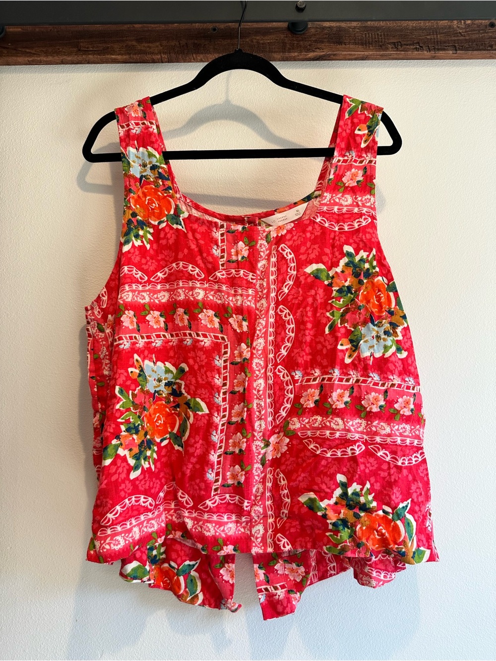 LC Lauren Conrad Red Floral Sleeveless Camisole